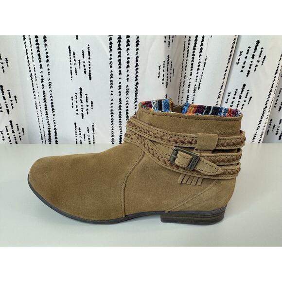 Minnetonka Womens Dixon Suede Boots 9.5 Brown Rodeo Cowgirl Country Western Boho - Picture 1 of 14